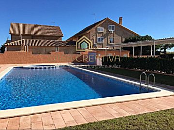 WhatsApp Image 2023-03-08 at 12.28.36.jpeg Venta de piso con piscina y terraza en Canet d'En Berenguer, cerca de la playa
